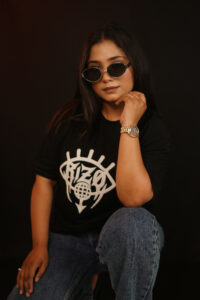 Urban Edge Streetwear Butterfly T-Shirt - by Rizostyle