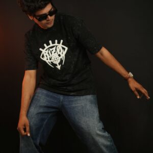 Graffiti Streetwear Skull Head T-Shirt by Rizostyle